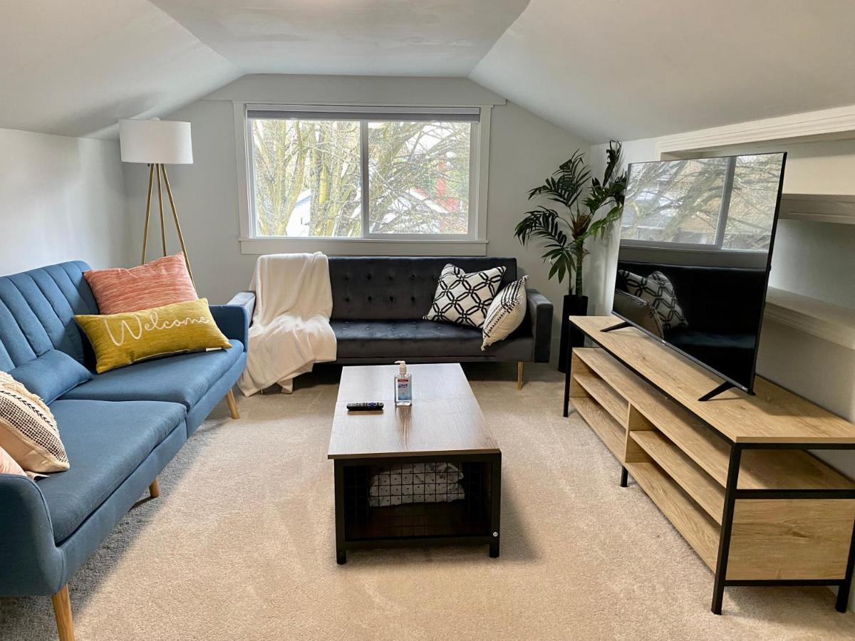 Tacoma 2 Bedrooms 1 Baths Sleep 5 With Compact Kitchen Extérieur photo